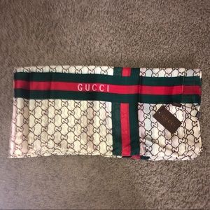Gucci scarf